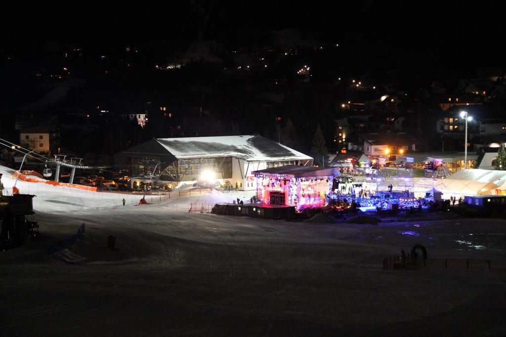 Pension Hubertushof Beim Roemerbad Bad Kleinkirchheim Luaran gambar