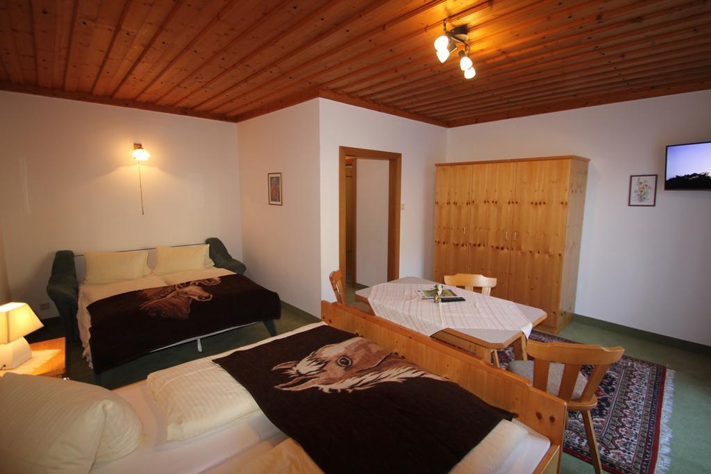 Pension Hubertushof Beim Roemerbad Bad Kleinkirchheim Luaran gambar